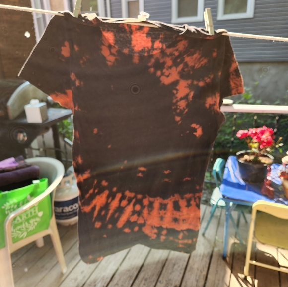 Custom bleach women's tshirt, Size Medium - Picture 3 of 4